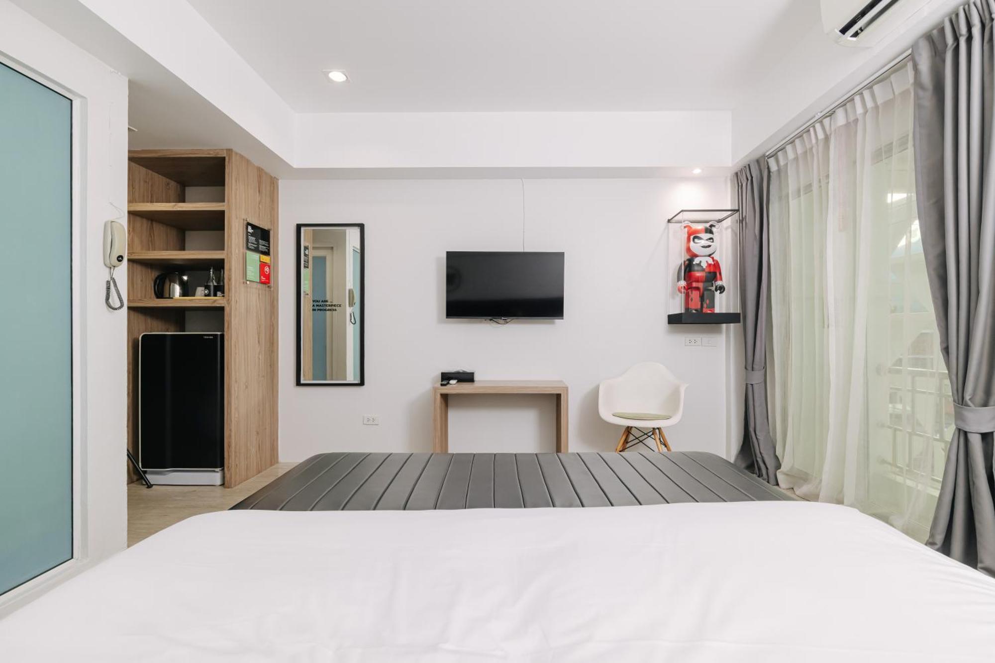 Deluxe Double Room,1627947082:JPEG