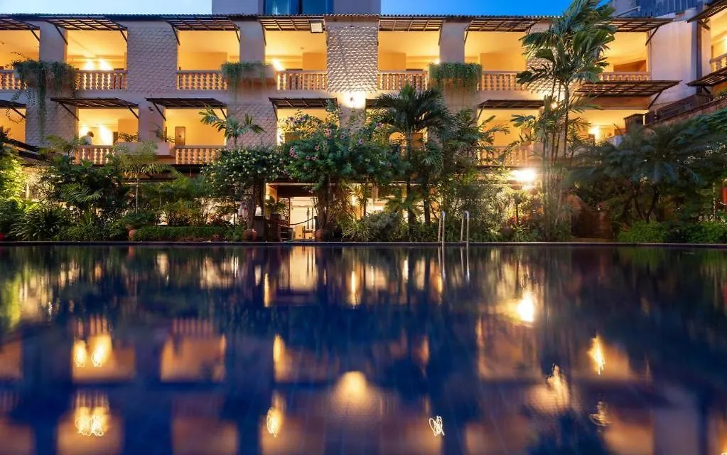 Holiday Garden Hotel-1