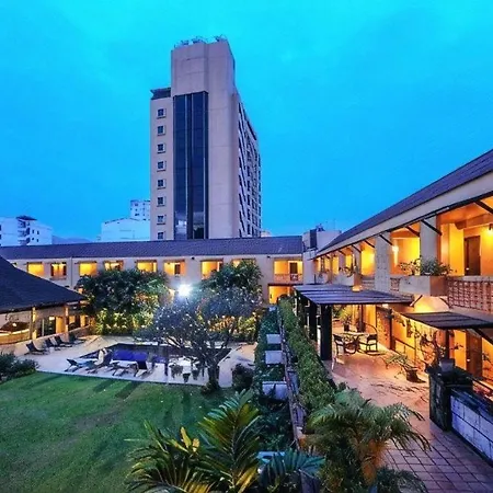 Holiday Garden Hotel-3